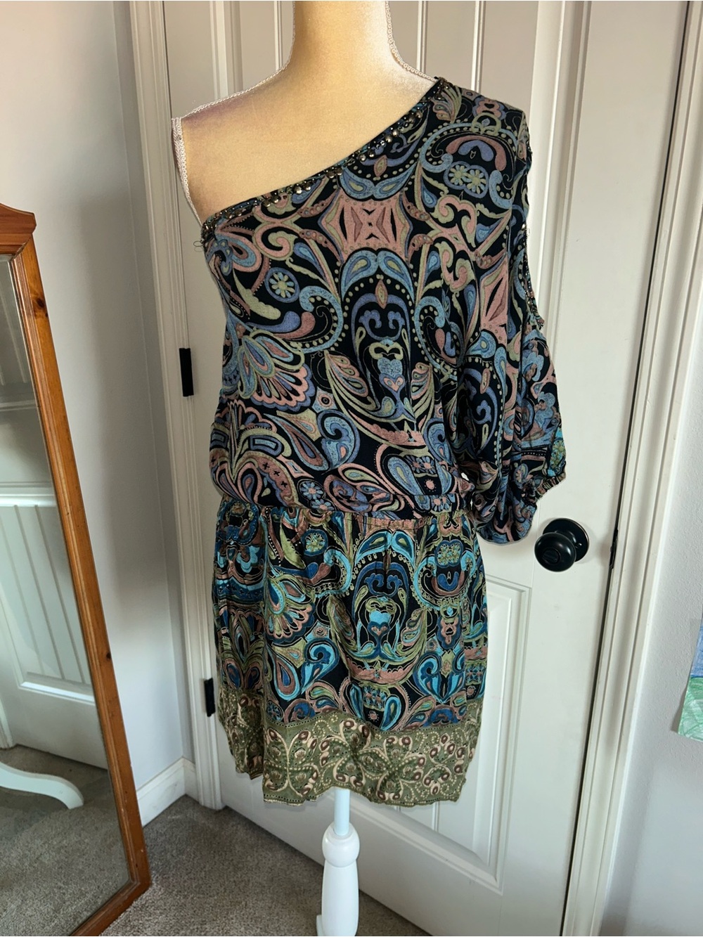 NEW Angie One-Shoulder Paisley Print Women’s Dress in Multicolor Sz L